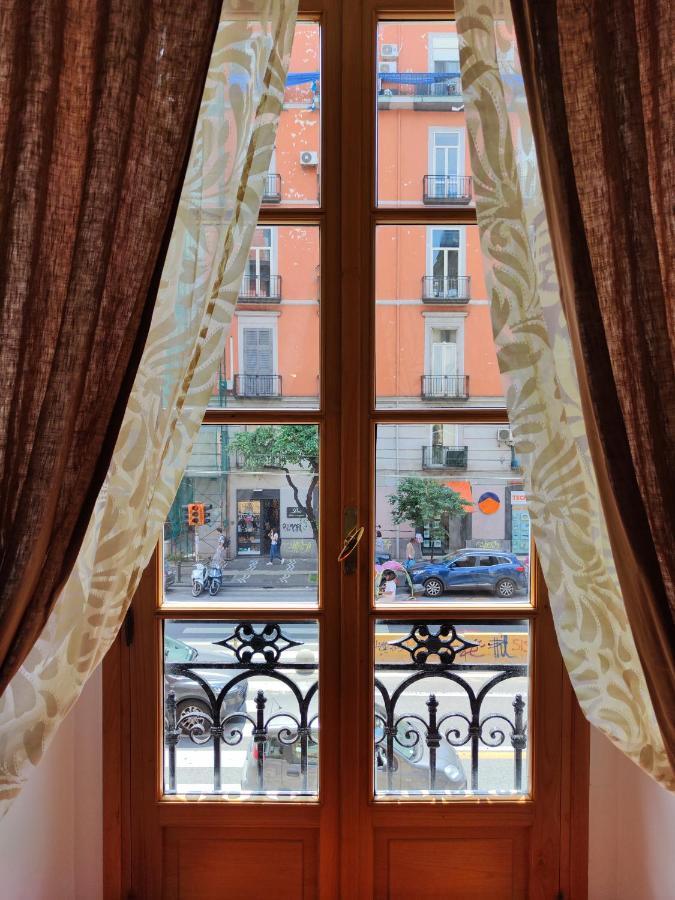 Bed and Breakfast Palazzo Il Convento Luxury Umberto I Неаполь Екстер'єр фото