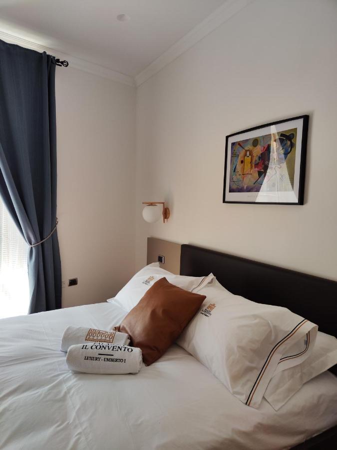 Bed and Breakfast Palazzo Il Convento Luxury Umberto I Неаполь Екстер'єр фото