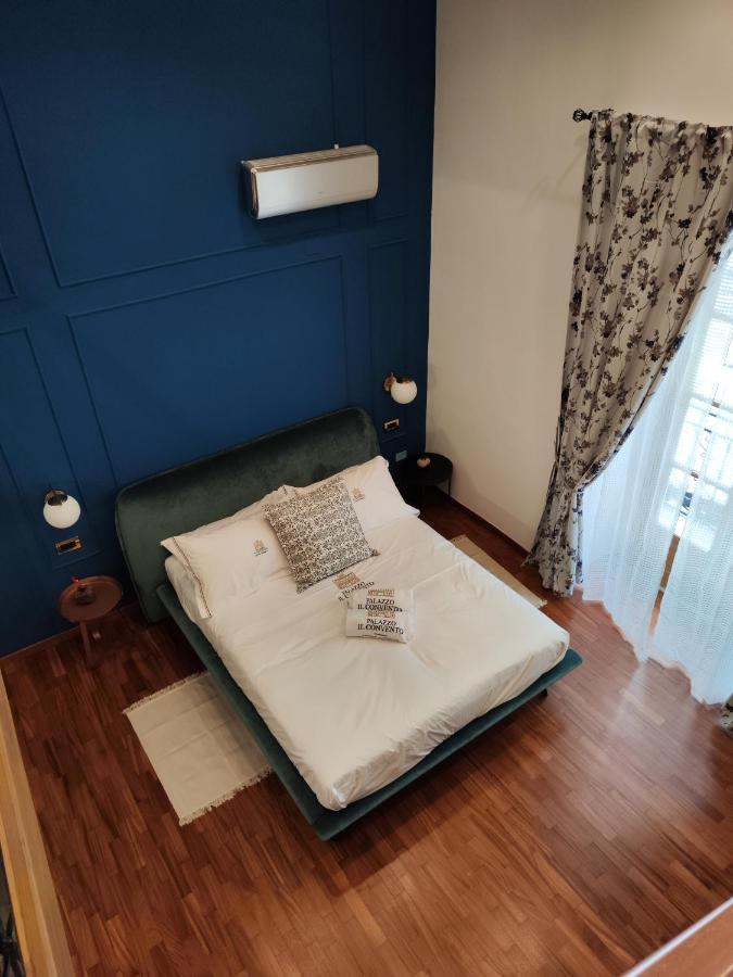 Bed and Breakfast Palazzo Il Convento Luxury Umberto I Неаполь Екстер'єр фото