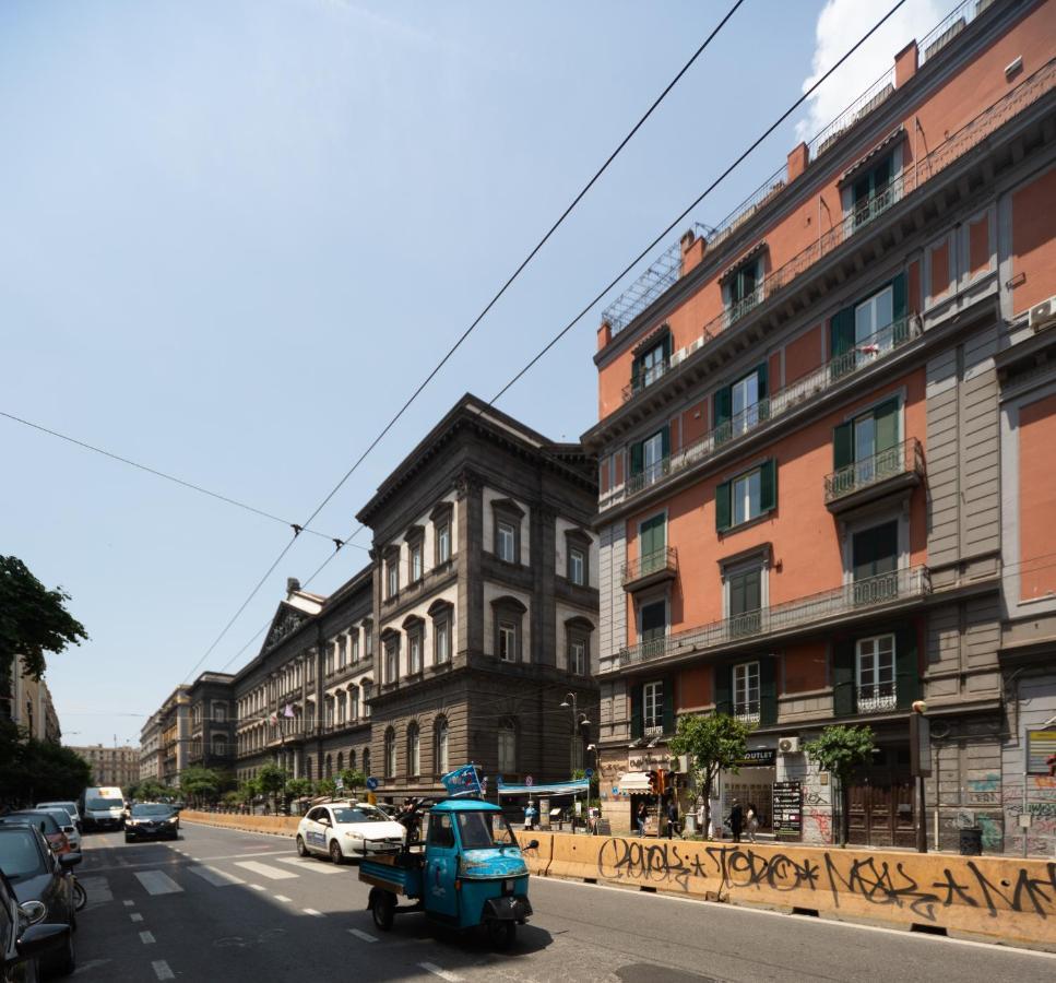 Bed and Breakfast Palazzo Il Convento Luxury Umberto I Неаполь Екстер'єр фото