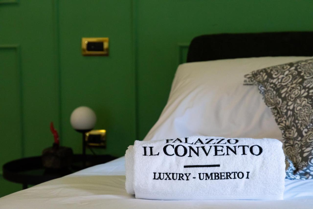 Bed and Breakfast Palazzo Il Convento Luxury Umberto I Неаполь Екстер'єр фото