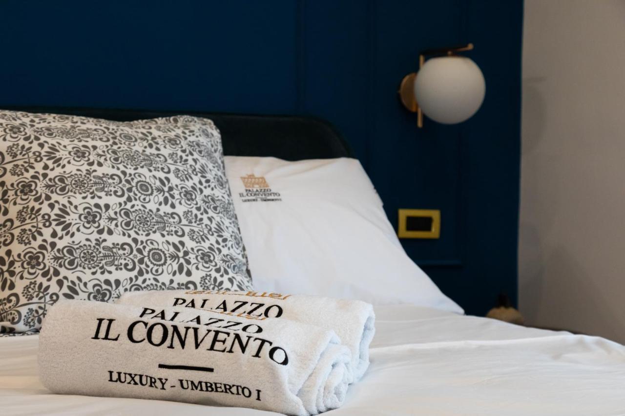 Bed and Breakfast Palazzo Il Convento Luxury Umberto I Неаполь Екстер'єр фото